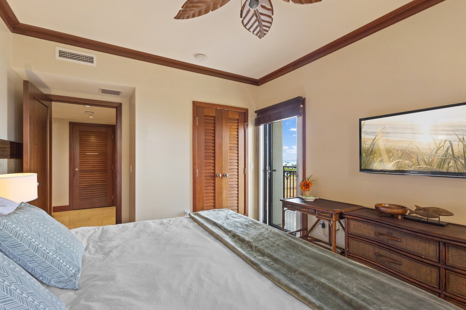 Second king bedroom